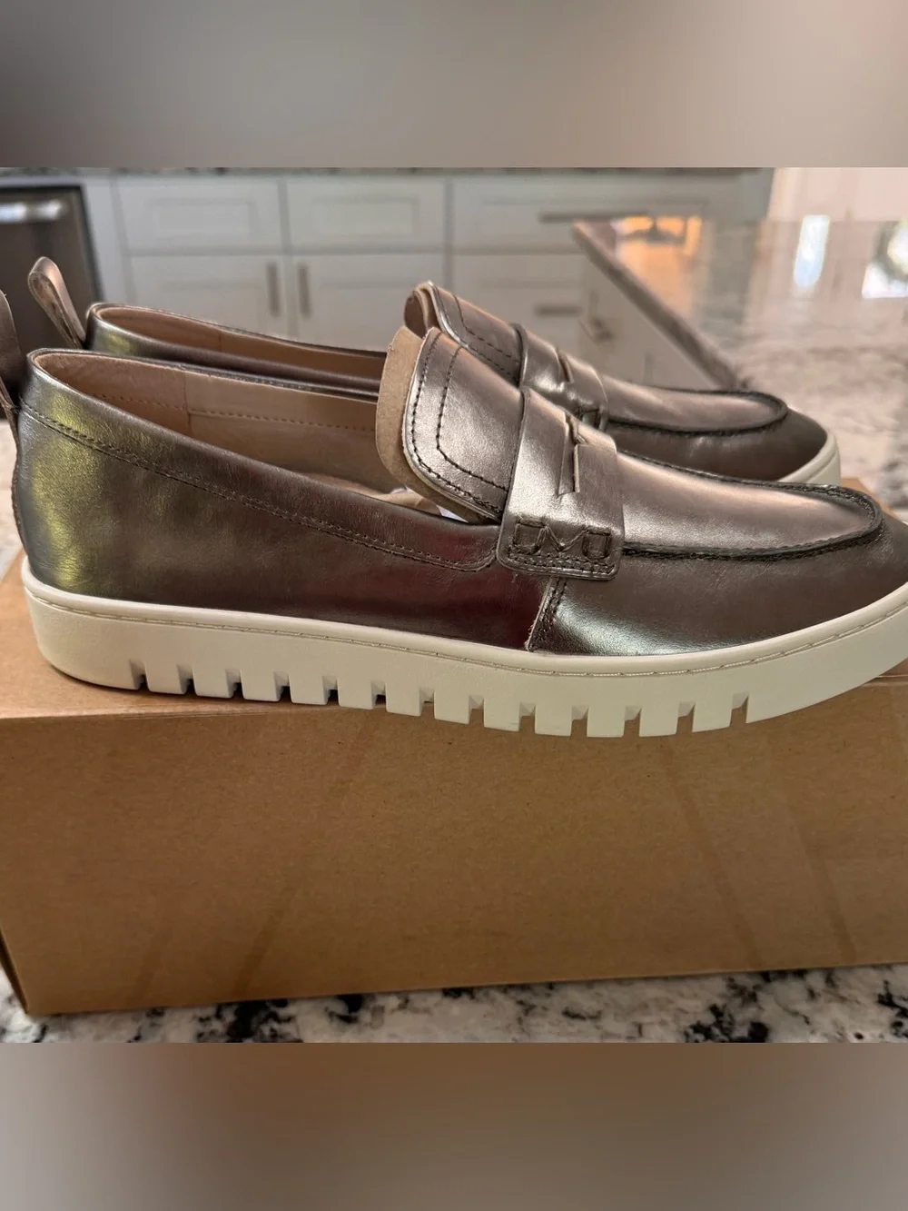Michael Kors Womens NEW Bronze Loafers